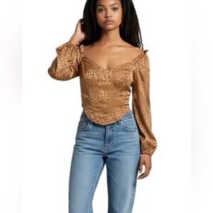 Chic Women's Tan Blouse